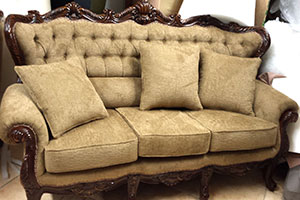 Sofa Losy Reupholstered photo
